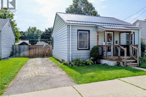 62 Ninth Avenue, Brantford, ON, photo 2