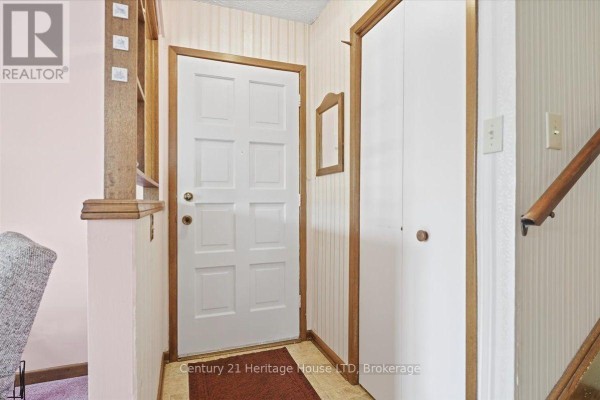 Kitchen - 62 Northgate Drive, Welland, ON L3C5Y4 Photo 4