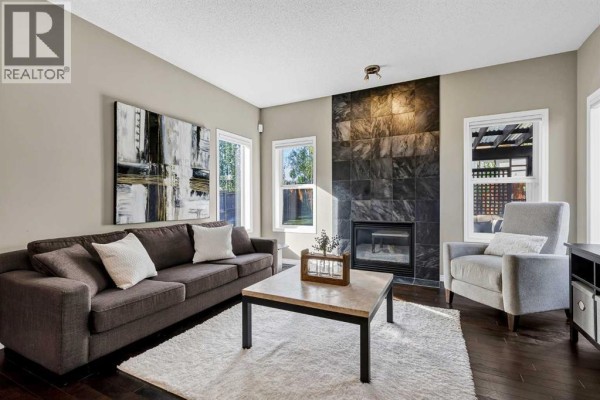 2pc Bathroom - 62 Panamount Plaza Nw, Calgary, AB T3K0J8 Photo 4