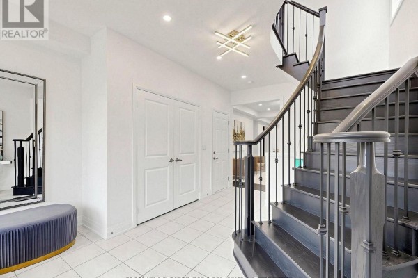 Bedroom - 62 Pear Blossom Way, East Gwillimbury, ON L9N0S9 Photo 5