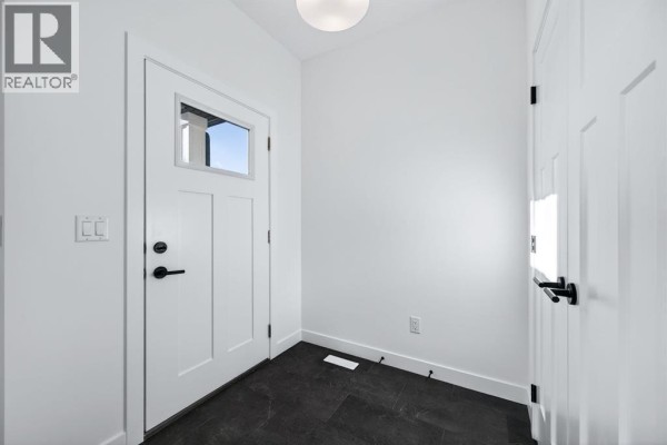 62 Rangeview Path Se, Calgary, AB, photo 2