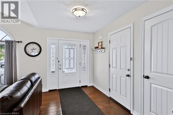 4pc Bathroom - 62 Redbud Crescent, Simcoe, ON N3Y0B8 Photo 5