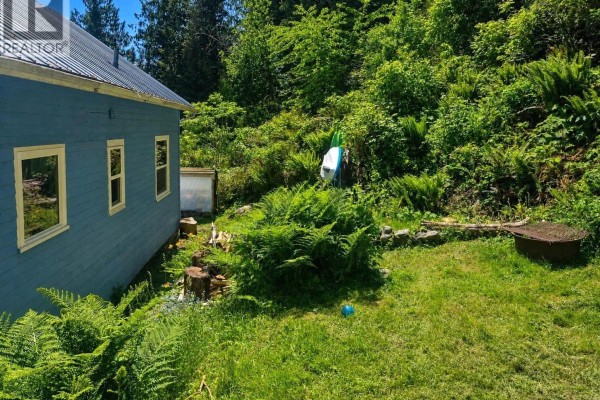 Bathroom - 620 Cardiac Climb Rd, Tahsis, BC V0P1X0 Photo 4