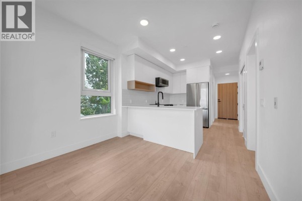 620 Coronation Avenue Unit# 312, Kelowna, BC, photo 2