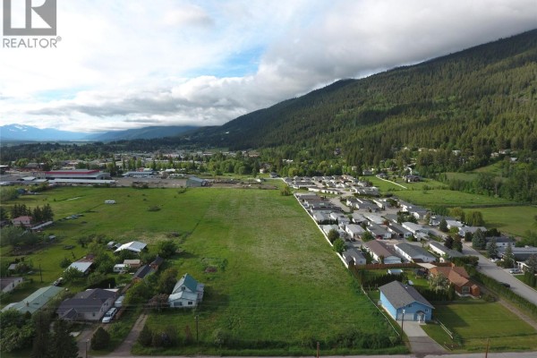 620 Devon Street, Creston, BC, photo 3