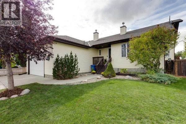 4pc Bathroom - 620 Pioneer Drive, Irricana, AB T0M1B0 Photo 2