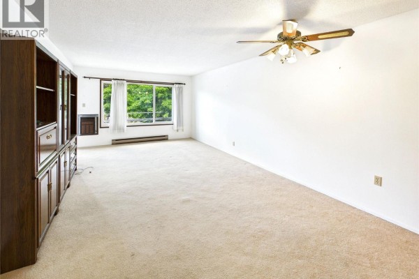 Living room - 620 Second Street Unit# 304, Nelson, BC V1L2L8 Photo 5