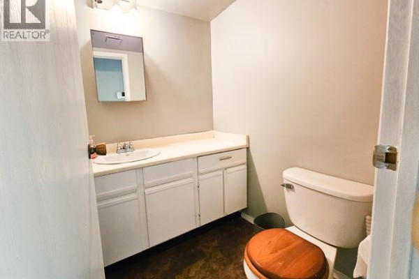 620 Yates Crescent, Faro, YT Y0B1K0 Photo 4