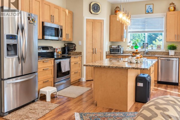 6202 Sitka Road, Sechelt, BC V0N3A3 Photo 3