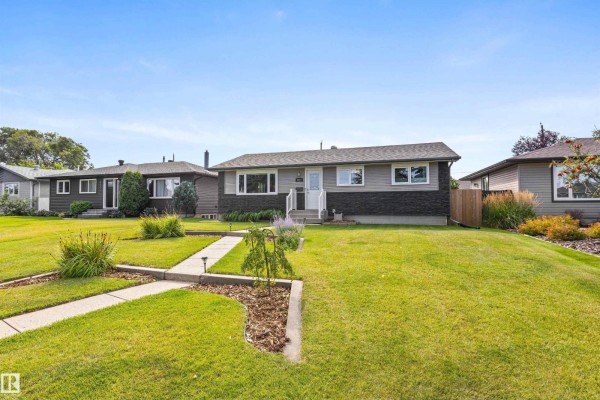 Den - 6207 85 Av Nw, Edmonton, AB T6B0J4 Photo 4