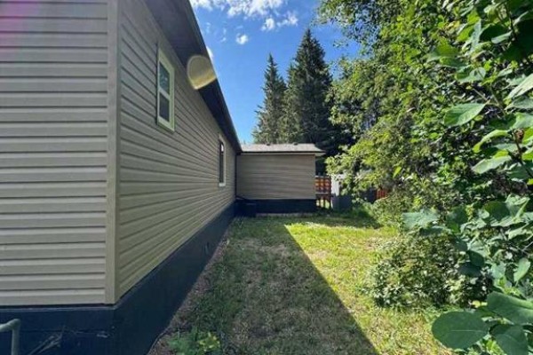 62070 Highway 33, Rural Woodlands County, AB, photo 3