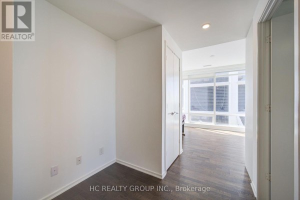 Primary Bedroom - 6209 - 1 Bloor Street E, Toronto, ON M4W1A9 Photo 4