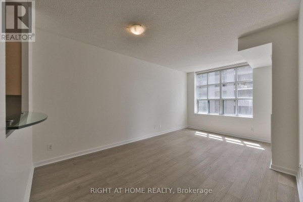 621 - 438 Richmond Street W, Toronto, ON, photo 2
