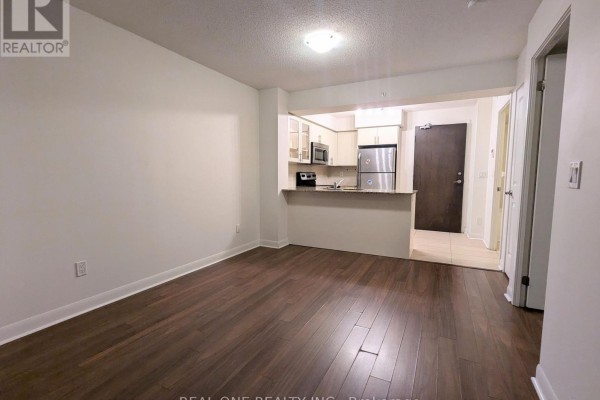 621 - 75 Norman Bethune Avenue, Richmond Hill, ON L4B0B6 Photo 4