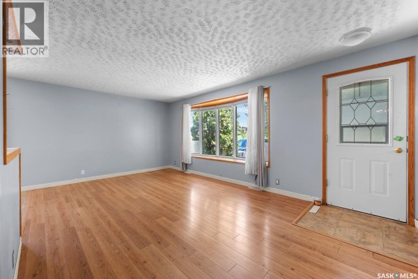 Bedroom - 621 20th Avenue E, Regina, SK S4N1J9 Photo 5