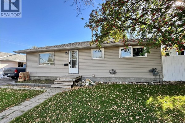 621 23rd Street W, Prince Albert