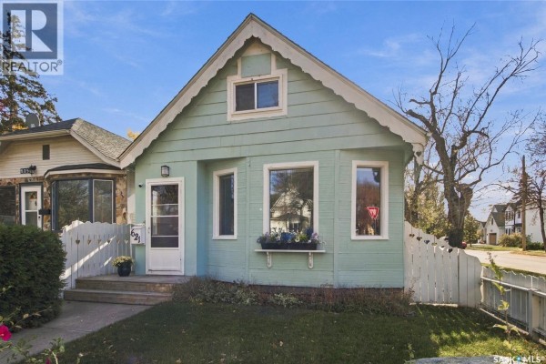 621 31st Street W, Saskatoon