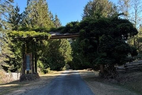 621 Bell Bay Rd, Mayne Island, BC V0N2J2 Photo 5
