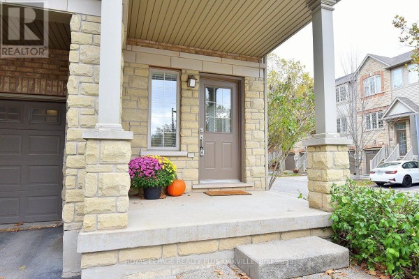 621 Budgeon Common, Burlington, ON L7L0C8 Photo 5