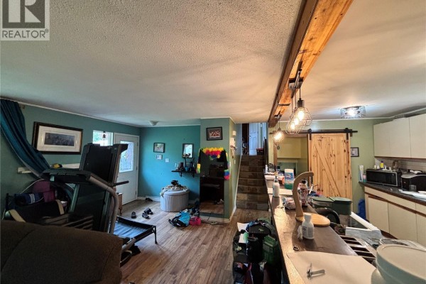 Kitchen - 621 Dogwood Dr, Gold River, BC V0P1G0 Photo 4