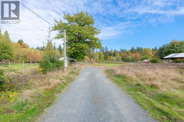 6211 Ferguson Rd, Port Alberni, BC V9Y8L4 Photo 5