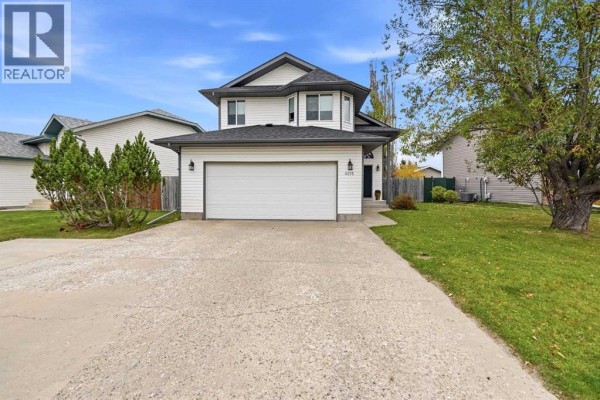 6215 58 Street, Rocky Mountain House