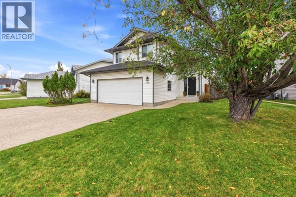 6215 58 Street, Rocky Mountain House, AB, photo 2