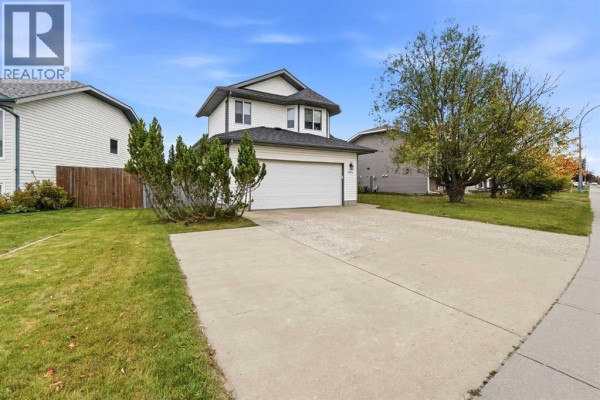6215 58 Street, Rocky Mountain House, AB, photo 3