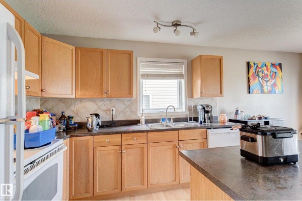 Bedroom 2 - 6218 1a Av Sw Sw, Edmonton, AB T6X0C1 Photo 5