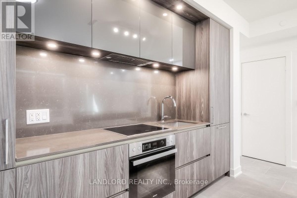 Primary Bedroom - 622 - 15 Mercer Street, Toronto, ON M5V1H2 Photo 4