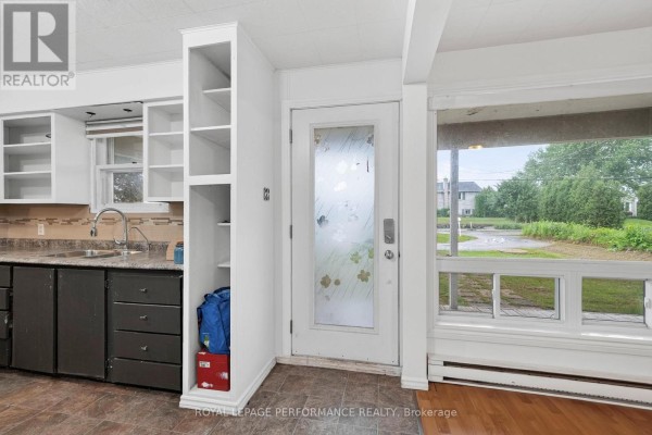 Primary Bedroom - 6223 164th Avenue, South Glengarry, ON K0C1E0 Photo 4