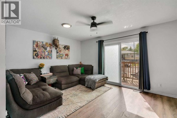 Primary Bedroom - 6224 18a Street Se, Calgary, AB T2C0N1 Photo 5