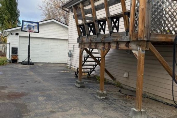 4pc Bathroom - 6226 90 Street, Grande Prairie, AB T8W2M3 Photo 3