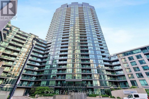 Kitchen - 623 - 231 Fort York Boulevard, Toronto, ON M5V1B2 Photo 3