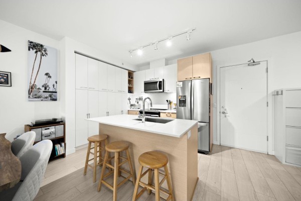 623 13963 105 Boulevard, Surrey, BC V3T0M9 Photo 4