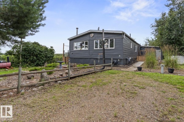 623/624 11102 Twp Road 600, Rural St  Paul County, AB, photo 2