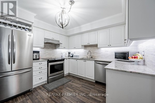 624 - 140 Widdicombe Hill Boulevard, Toronto, ON, photo 2