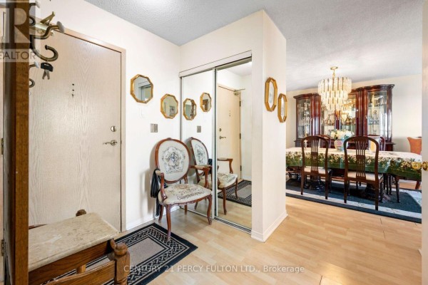 Den - 624 - 7825 Bayview Avenue, Markham, ON L3T7N2 Photo 4