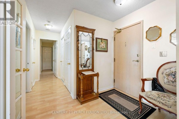 Primary Bedroom - 624 - 7825 Bayview Avenue, Markham, ON L3T7N2 Photo 5