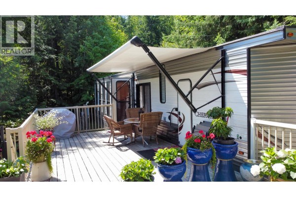 6240 Lake Street, Kaslo, BC V0G1M0 Photo 4