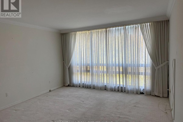 Den - 625 Avenue Road, Toronto, ON M4V2K7 Photo 4