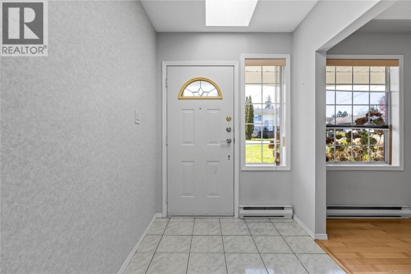 Patio - 625 Forsyth Ave, Parksville, BC V9P1G9 Photo 3