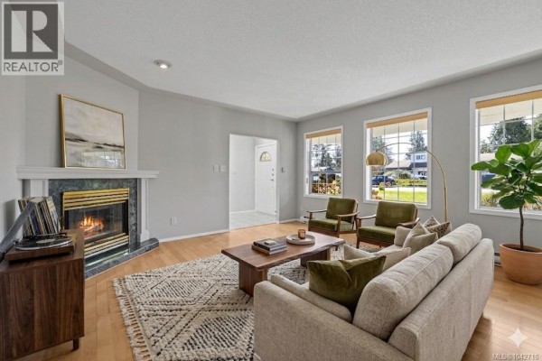 Entrance - 625 Forsyth Ave, Parksville, BC V9P1G9 Photo 5
