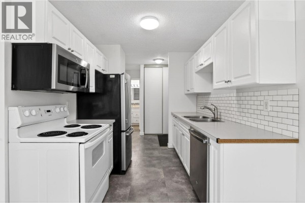Dining room - 625 Rowcliffe Avenue Unit# 108, Kelowna, BC V1Y5Y8 Photo 5