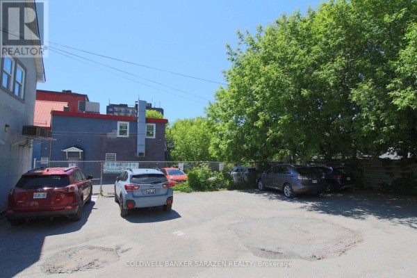 625 Somerset Street W, Ottawa, ON K1R5K3 Photo 4