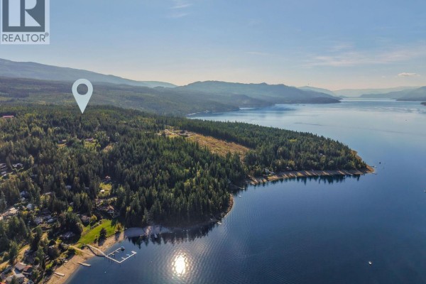 6250 Eagle Bay Road, Eagle Bay, BC V0E1T0 Photo 2