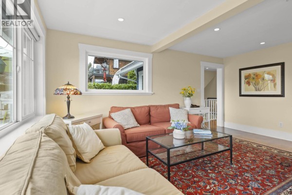 6252 Wellington Avenue, West Vancouver, BC V7W2H4 Photo 5
