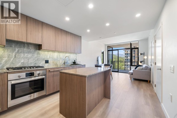 1806 626 Claremont Street, Coquitlam