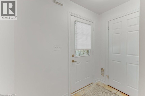 Bedroom - 626 Hooks Common, Burlington, ON L7L0C9 Photo 4