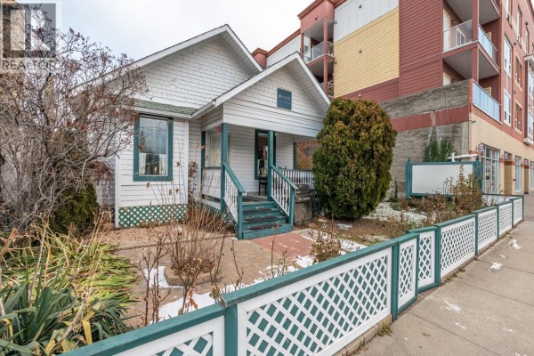 626 Martin Street, Penticton, BC, photo 2